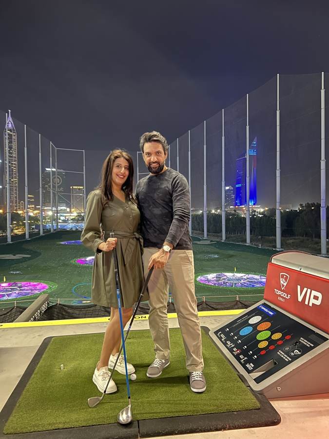 tee time, city lights